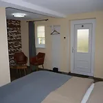 Guest house Cafe Im Hof- 3*