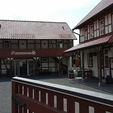 Konukevi Cafe Im Hof-