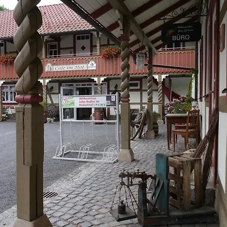 Гостевой дом Cafe Im Hof- Streufdorf