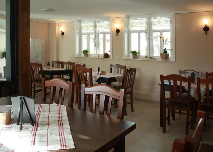 招待所 Cafe Im Hof-