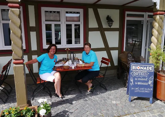 Penzion Cafe Im Hof- 3*