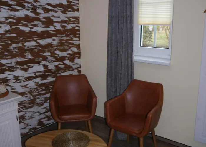 Cafe Im Hof- 招待所 Streufdorf